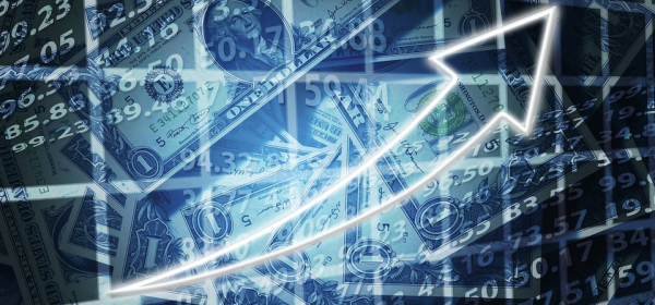100 % Kurspotenzial und mehr: Was Analysten Desert Gold Ventures, Oracle und Hypoport zutrauen