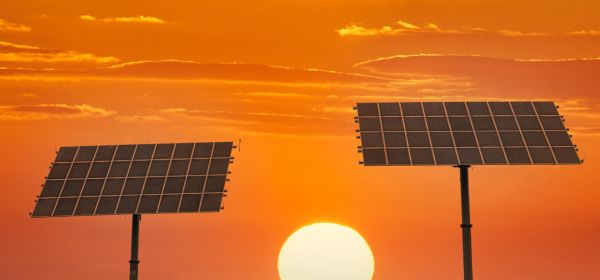 GE Vernova, RE Royalties, Canadian Solar &ndash; Milliarden flie&szlig;en in die Energie-Infrastruktur
