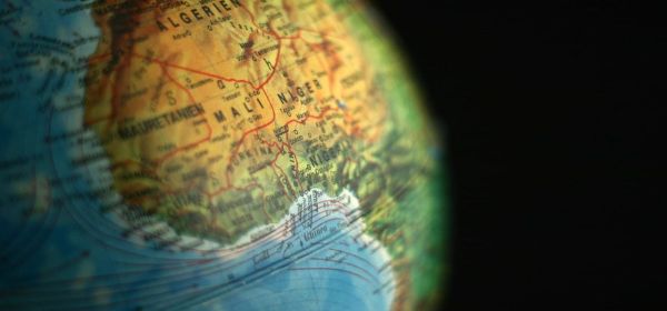 Goldrausch in Westafrika: Desert Gold, Barrick Mining und B2Gold vor neuen Kurschancen?